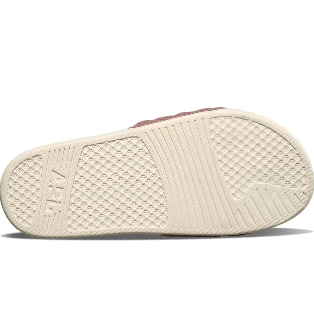 APL Athletic Propulsion Labs Leather Lusso Slide in Beachwood / Pristine.  10 - Picture 4 of 4